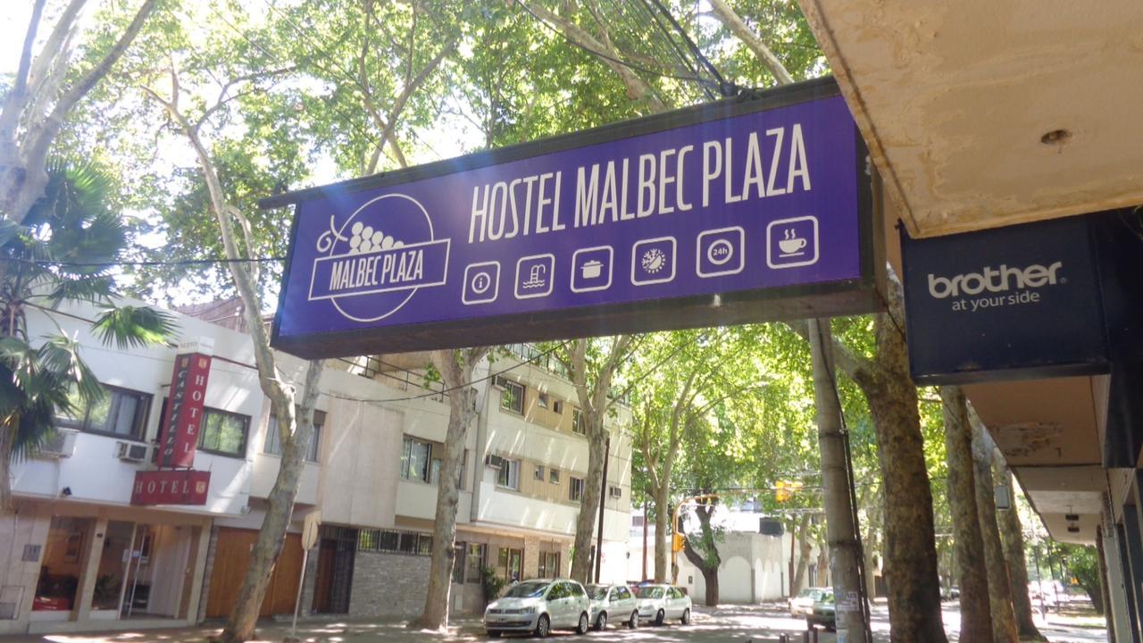 Hostel Malbec Plaza Мендоса Экстерьер фото