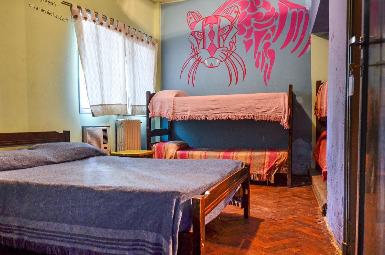 Hostel Malbec Plaza Мендоса Экстерьер фото